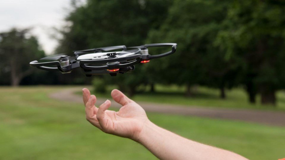 Top 6 Best Cheap Selfie Drones That Will Make Your Holidays Special