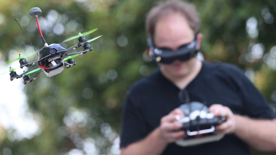 Best 5 Virtual Reality (VR) Headsets For Drones Guide (2019) UAV Adviser