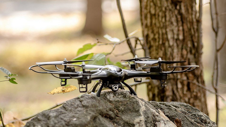 Holy Stone Drops Price On Its Popular Drones for Christmas 2018